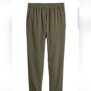 H&M pull on pants!